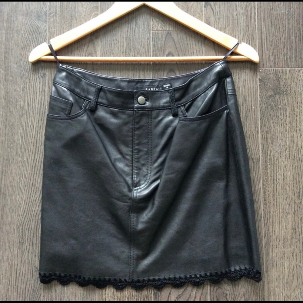 Y2K Genuine Leather Mini Skirt with Scallop Lace Trim